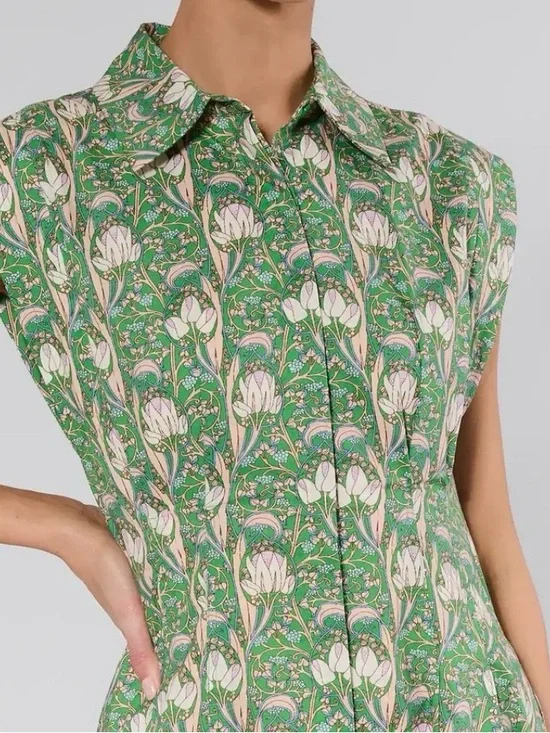 Avara Green Floral Midi pleated Dress with Collar - Picture 3 of 5